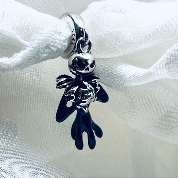 🎃 NWOT Jack Charm – HALLOWEEN - The Nightmare Before Christmas ✨ - Picture 4 of 9